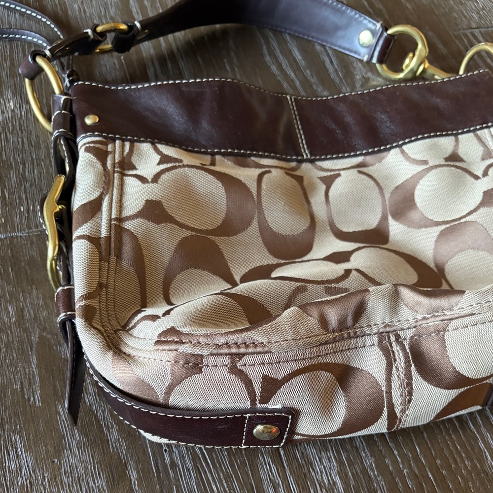 Coach Zoe Lg Signature Shoulder & Tote Bag in Beige Canvas with Brown Leather - Picture 9 of 16
